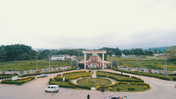 In a bid to strengthen its skill acquisition programs, Ekiti State University (EKSU) in Ado-Ekiti is calling on qualified individuals to apply for positions as Instructors at the university’s Entrepreneurship Study Centre.